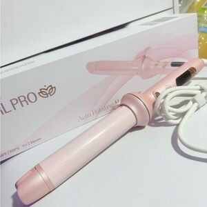 Pink  auto rotating hair curler Tool with Digital Display LIKE NEW